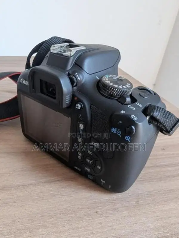 Canon EOS 2000D DSLR + Lens with full kit
