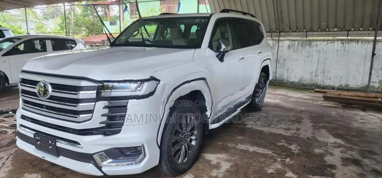 Toyota Land Cruiser Sahara Diesel ZX 2023
