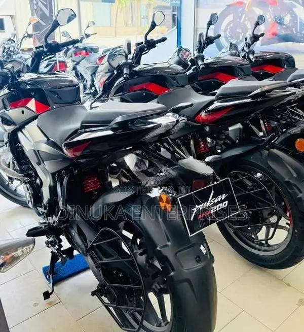 Bajaj Pulsar NS200 2026