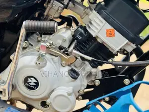 Bajaj CT100 2025