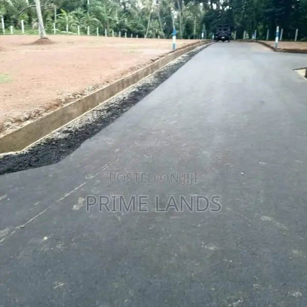 Land in Mirigama kubal oluwa