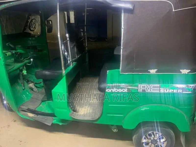 Bajaj hi 2004