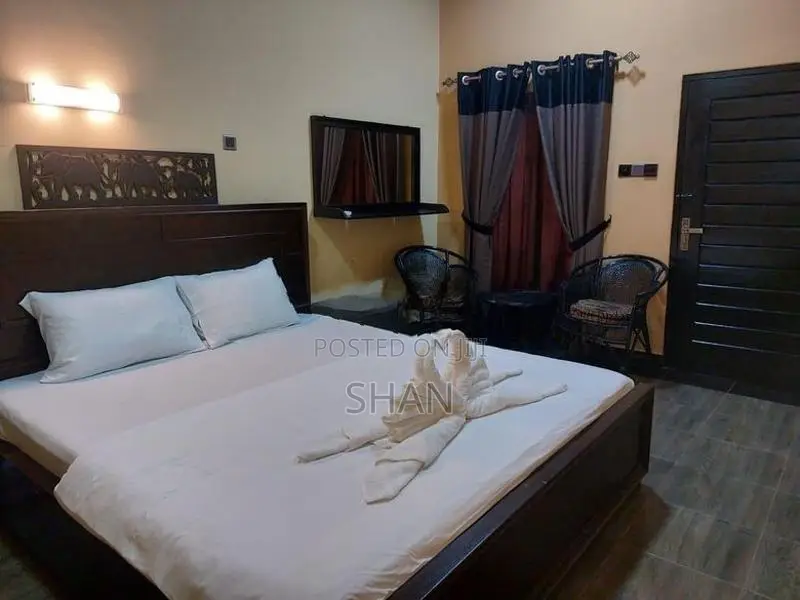 Hotel with House for Sale in Negombo
