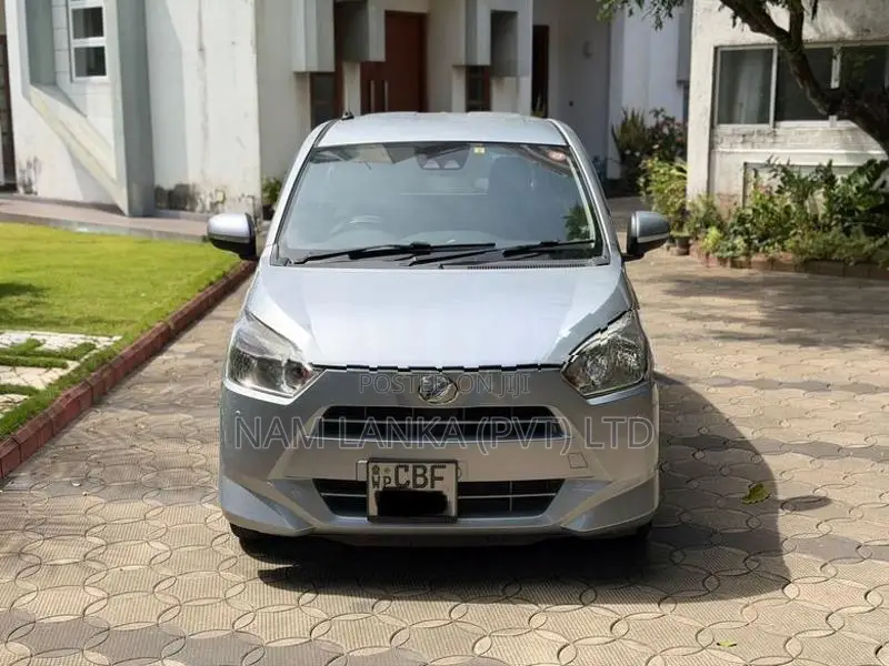 Daihatsu Mira ES 2018