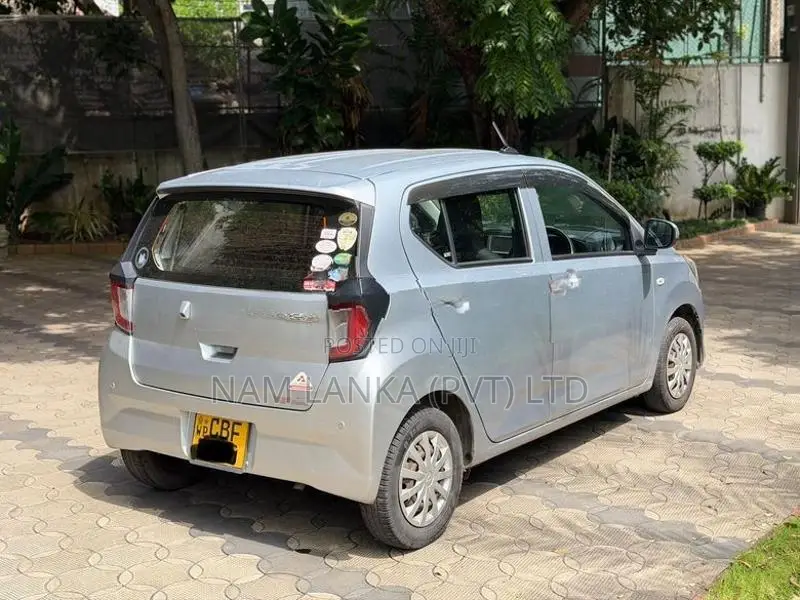 Daihatsu Mira ES 2018