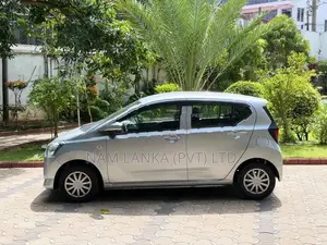 Daihatsu Mira ES 2018