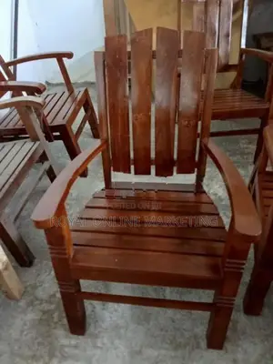Living Chair (N-3)