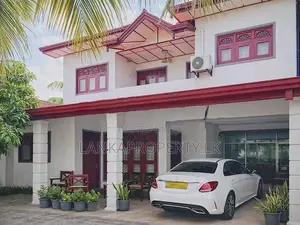 Two Storied Luxury House for Sale in Pasyala, Nittambuwa