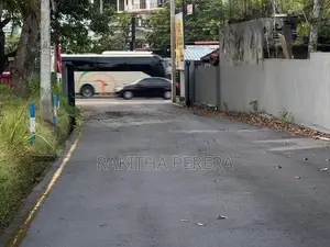 Prime Residential Land for Sale Near Kandy Main Road Kirillawala