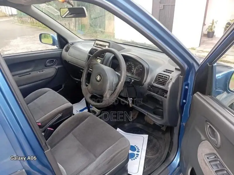 Suzuki Swift 2003