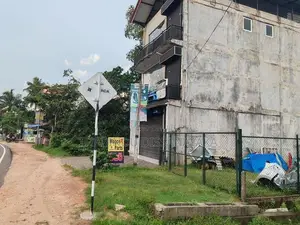 Land with Business place in Imbulgoda