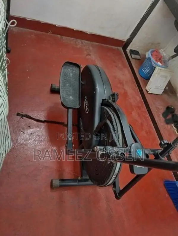 Orbitrek Standing Cross Machine