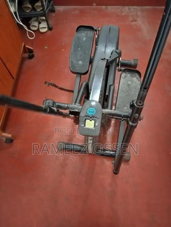 Orbitrek Standing Cross Machine