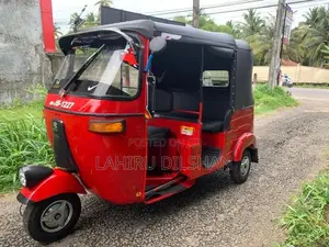 Bajaj RE 2004