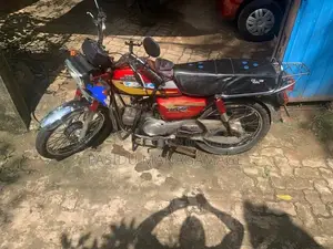 Hero CD 100 2000