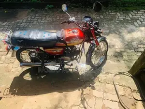 Hero CD 100 2000