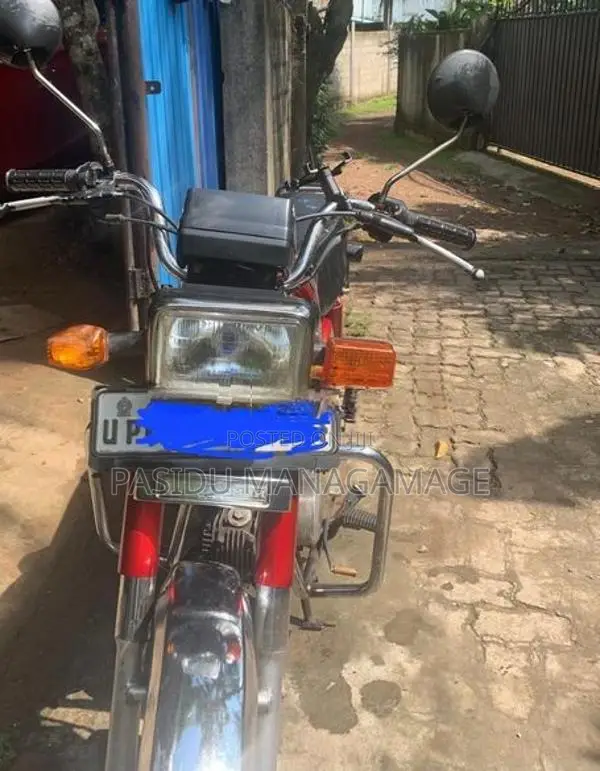 Hero CD 100 2000