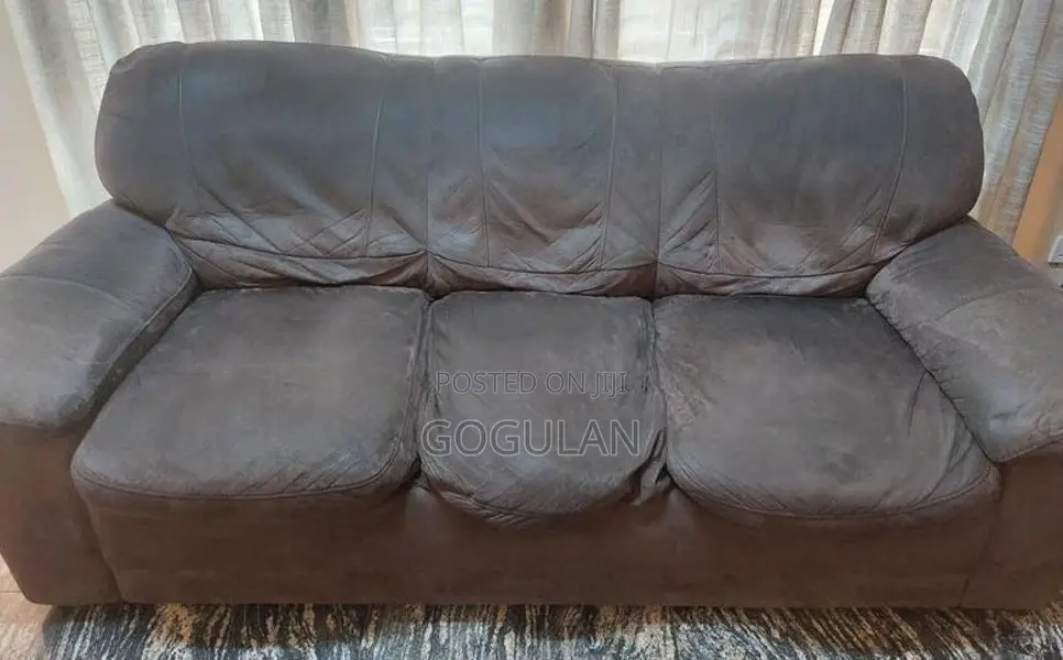 Damro Sofa Set