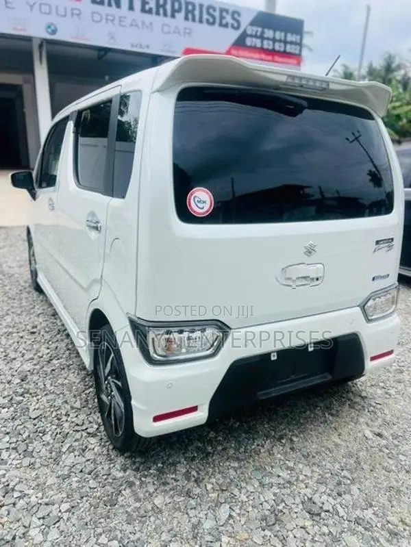 Suzuki Wagon R ZX 360CAM APPLE CARPLAY 2025