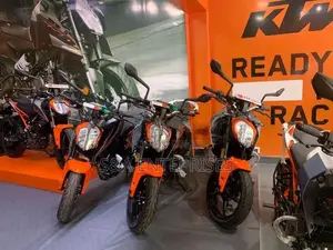 KTM Duke 160 2026