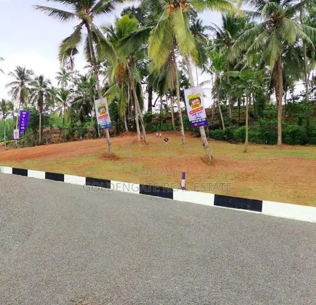 Mirigama කොටදෙණියාව පාරෙන් ඉඩමක් විකිණීමට