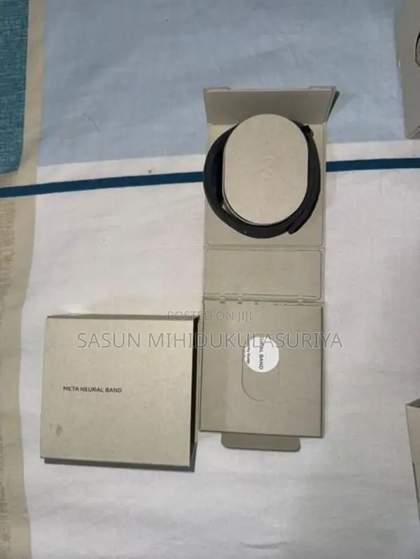 Ray-Ban Meta Smart Glasses