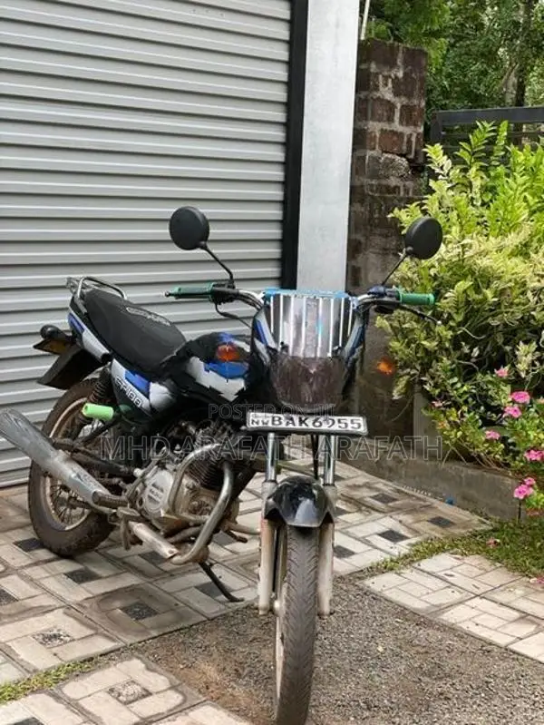 Bajaj CT100 2015