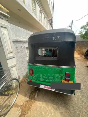 Bajaj RE 2004