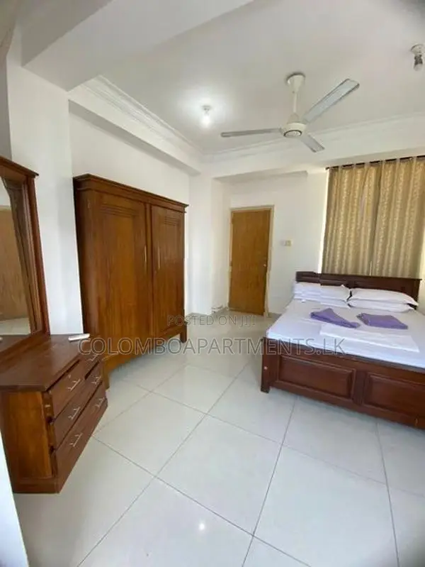 3BHK Apartment for Short-Term Rental in Colombo-05. (CSMP502 )