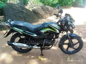TVS Metro 100 2016