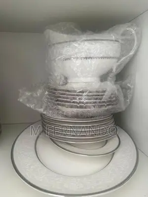 Noritake Dinner set 27pcs