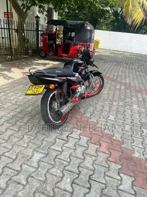 Bajaj CT100 BDM 9454 2016