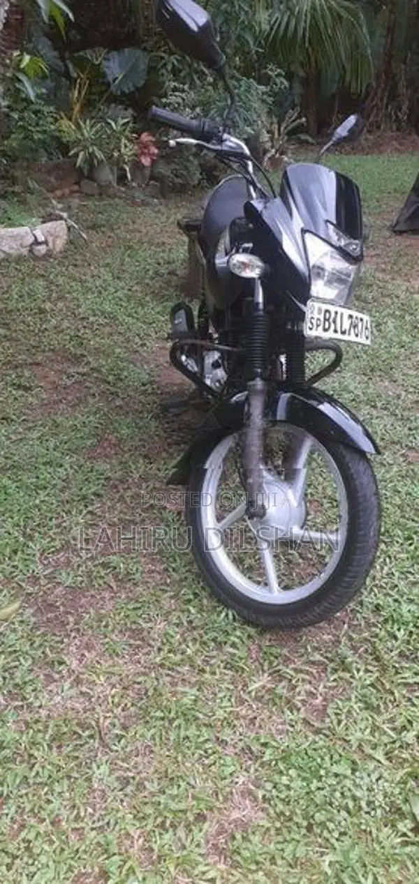Bajaj Platina 100 2020