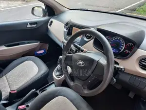 Hyundai Grand i10 2016