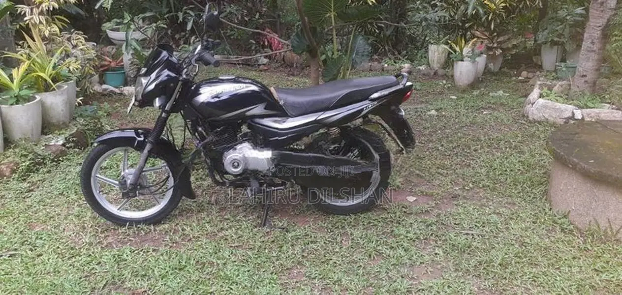 Bajaj Platina 100 2020