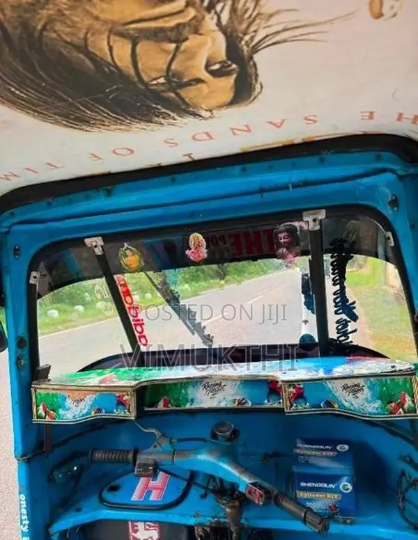 Bajaj RE 1992