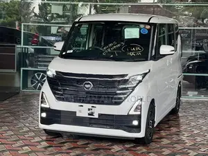 Nissan Roox Highway Star 2024