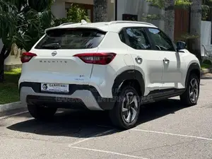Nissan Magnite ACENTA EZ-Shift 2026