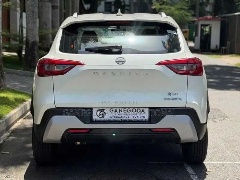 Nissan Magnite ACENTA EZ-Shift 2026