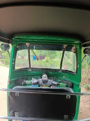 Bajaj RE 2008