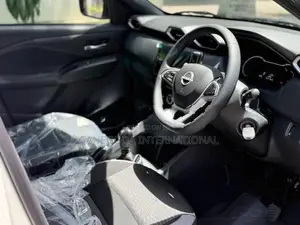 Nissan Magnite ACENTA EZ-Shift 2026