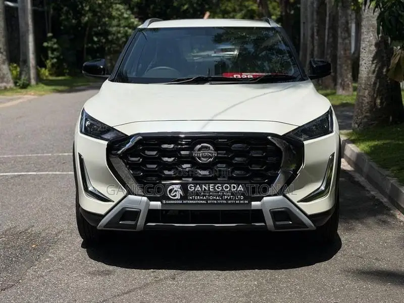Nissan Magnite ACENTA EZ-Shift 2026