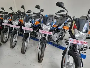 Bajaj CT100 2026