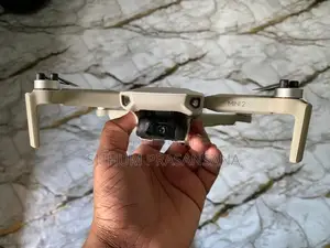 DJI Mini 2 SE Combo Pack