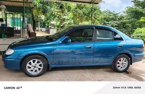 Nissan Sunny N16 2000