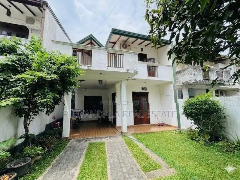 Two Storey House for Sale Piliyandala