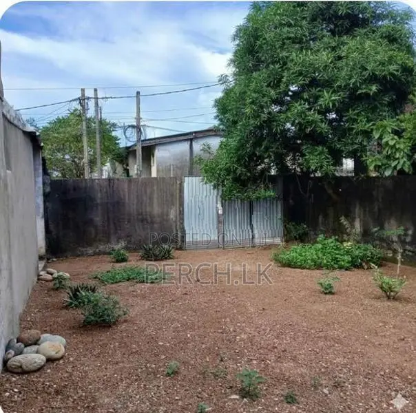 Land for Sale off Kawdana Road, Dehiwala