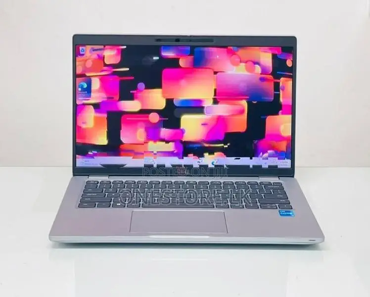 Latitude 5420 i5 11th Gen Full HD IPS 14 inches Xe Graphics