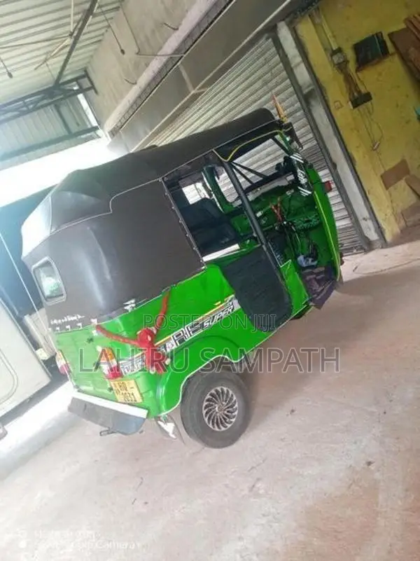Bajaj RE 2 stork 2003