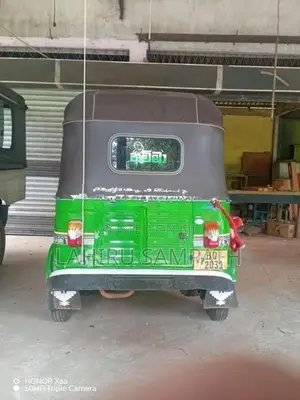 Bajaj RE 2 stork 2003